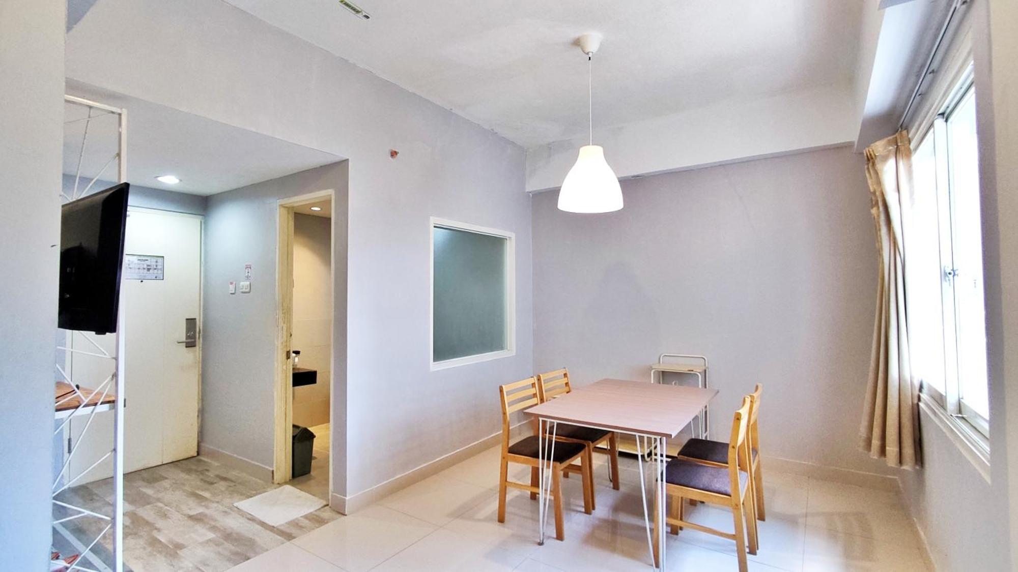Votel Hotel Charis Tuban Tuban  المظهر الخارجي الصورة